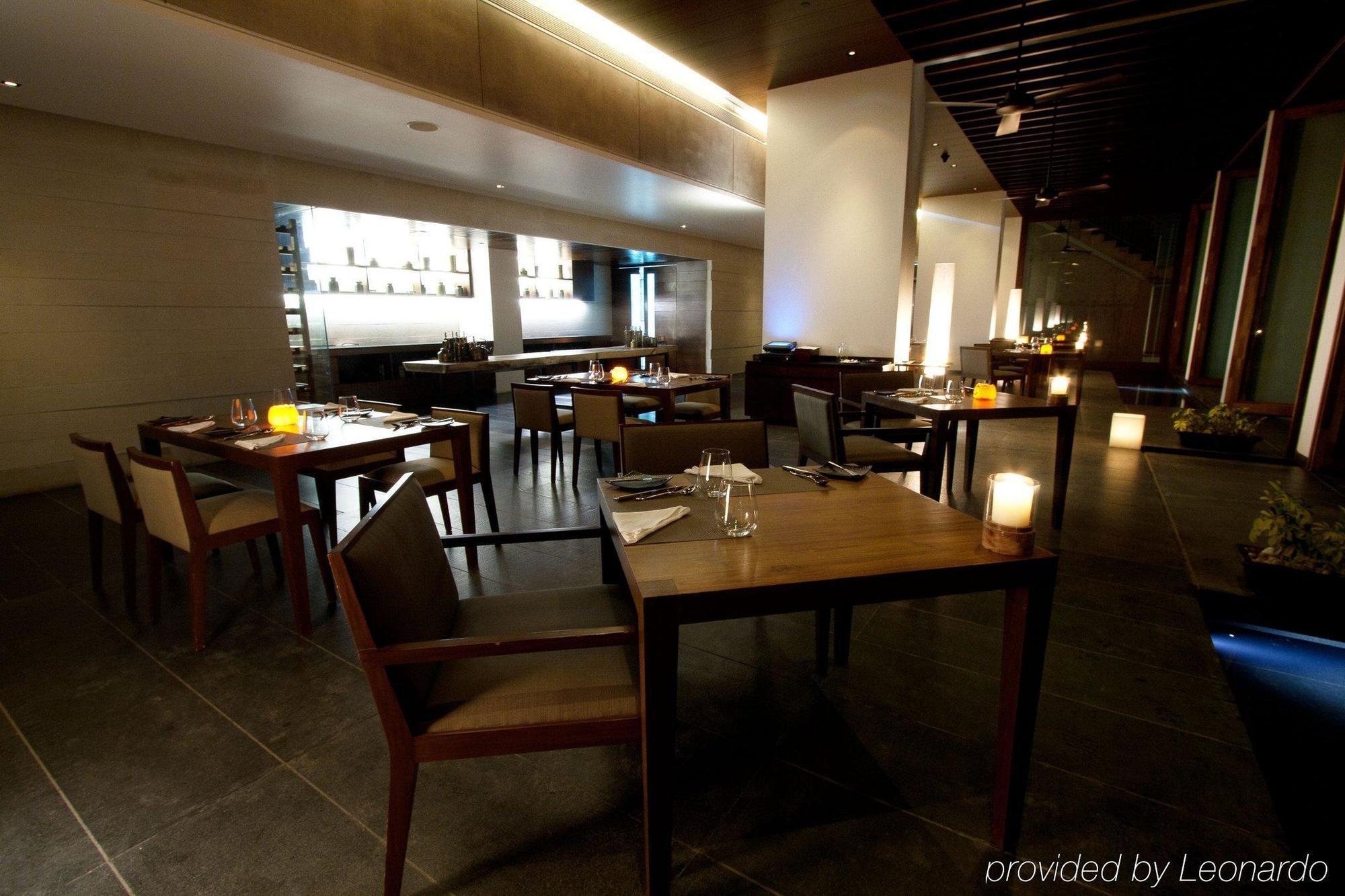 Holiday Inn & Suites Bengaluru Whitefield מסעדה תמונה